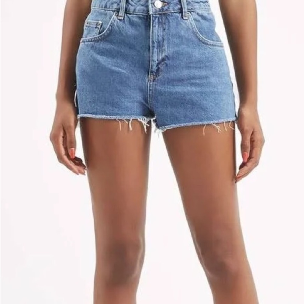 Topshop Moto Mom Shorts Denim Women's Jean Shorts Cutoff Frayed hem - Picture 2 of 13